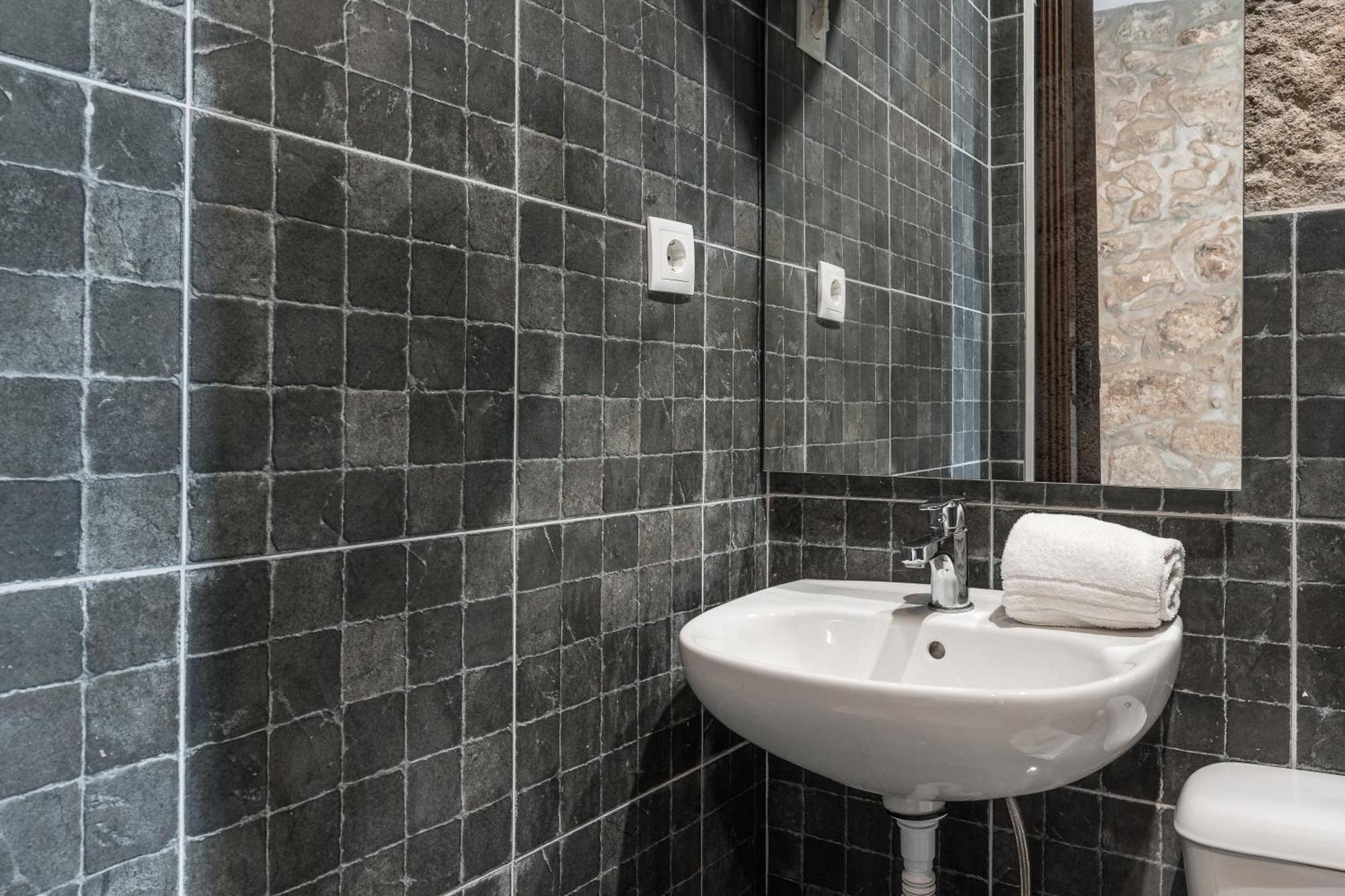 Sao Victor Suites Порто Екстериор снимка