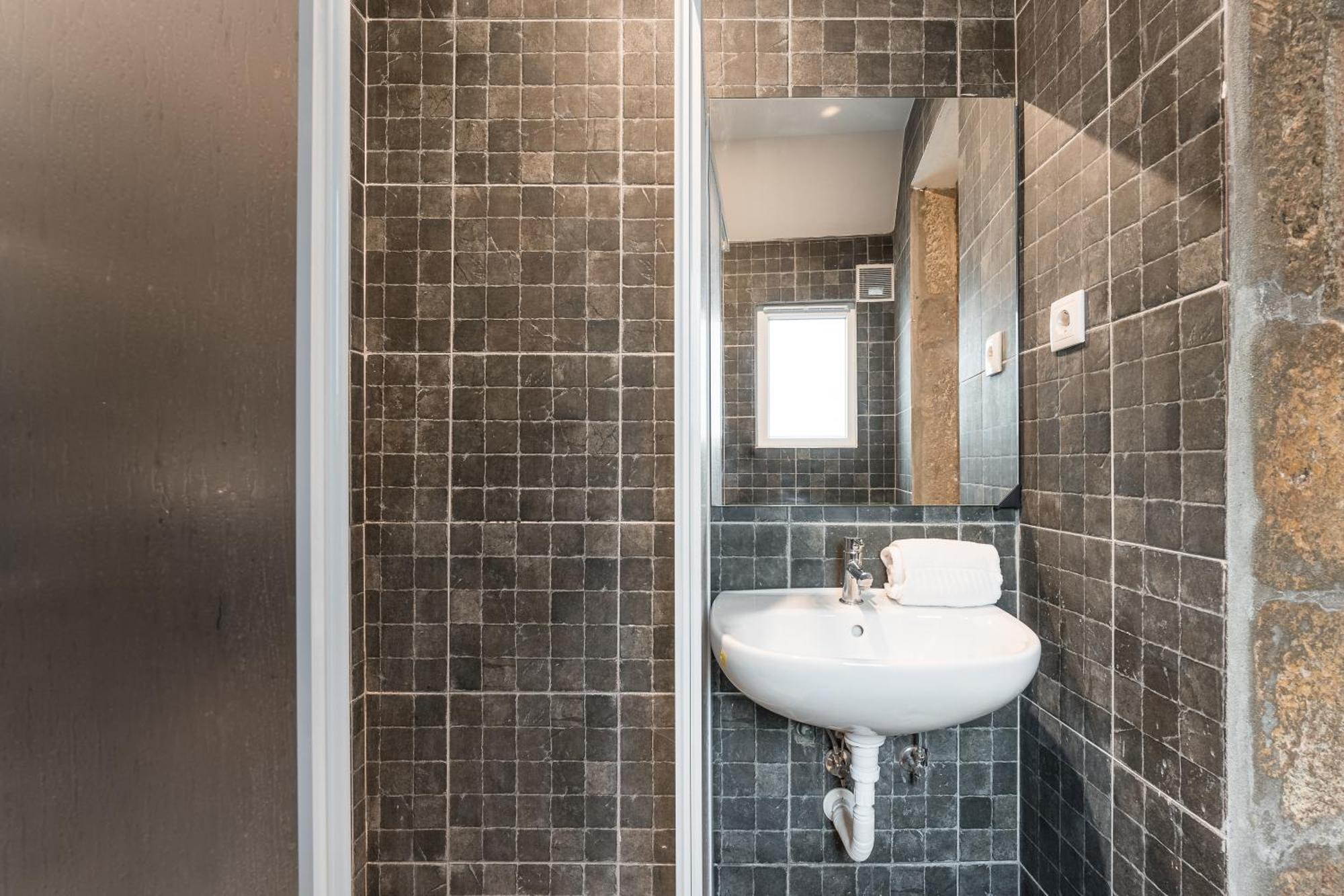 Sao Victor Suites Порто Екстериор снимка